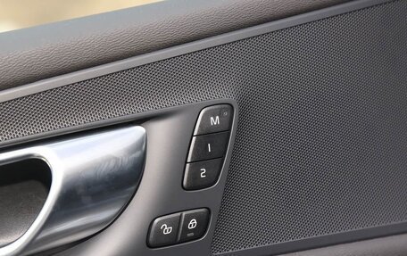 Volvo XC60 II, 2026 год, 5 796 750 рублей, 14 фотография