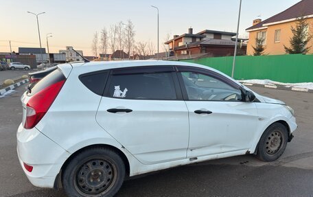 Hyundai Solaris II рестайлинг, 2011 год, 440 000 рублей, 11 фотография