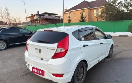 Hyundai Solaris II рестайлинг, 2011 год, 440 000 рублей, 10 фотография