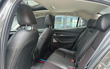 Mazda 3, 2022 год, 1 850 000 рублей, 7 фотография