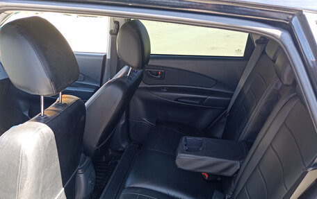 Hyundai Tucson III, 2008 год, 750 000 рублей, 24 фотография