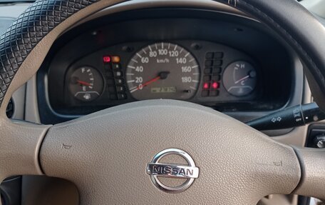 Nissan Sunny B15, 2004 год, 350 000 рублей, 11 фотография