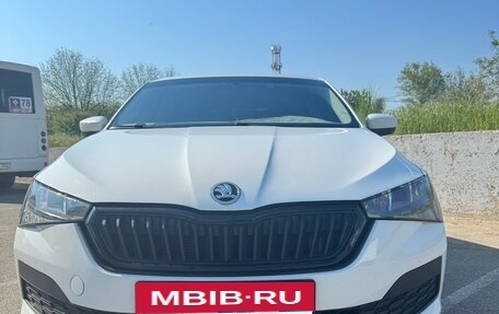 Skoda Rapid II, 2021 год, 1 490 000 рублей, 2 фотография