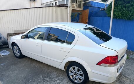 Opel Astra H, 2011 год, 700 000 рублей, 2 фотография