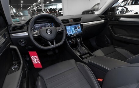 Skoda Superb III рестайлинг, 2025 год, 3 250 000 рублей, 7 фотография