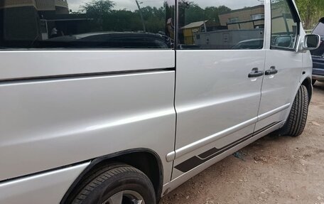 Mercedes-Benz V-Класс, 2000 год, 1 200 000 рублей, 3 фотография