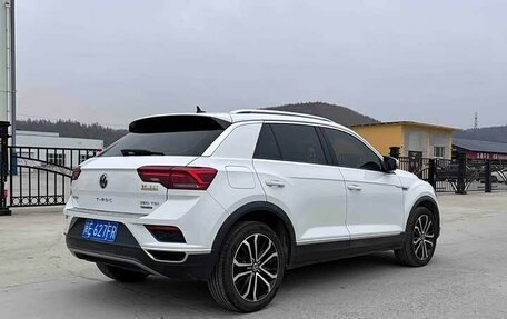 Volkswagen T-Roc I, 2022 год, 1 230 002 рублей, 6 фотография