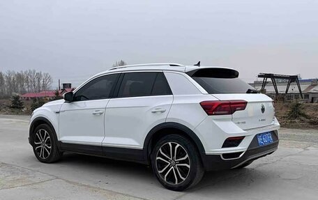 Volkswagen T-Roc I, 2022 год, 1 230 002 рублей, 5 фотография