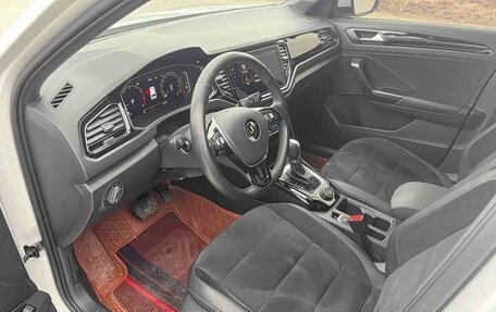 Volkswagen T-Roc I, 2022 год, 1 230 002 рублей, 9 фотография
