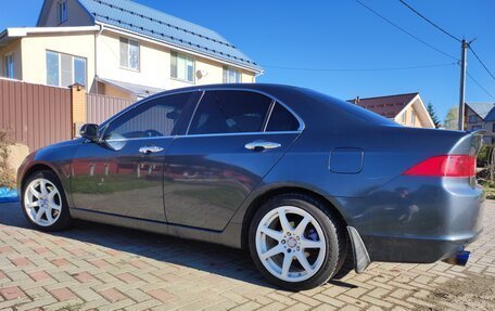 Honda Accord VII рестайлинг, 2004 год, 600 000 рублей, 3 фотография