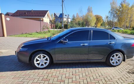Honda Accord VII рестайлинг, 2004 год, 600 000 рублей, 2 фотография