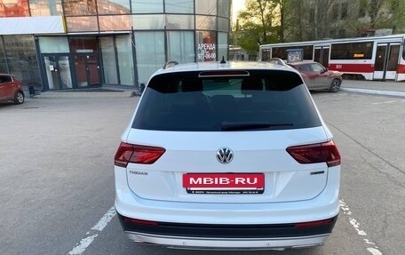 Volkswagen Tiguan II, 2019 год, 2 070 000 рублей, 4 фотография