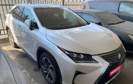 Lexus RX IV рестайлинг, 2019 год, 4 500 000 рублей, 2 фотография