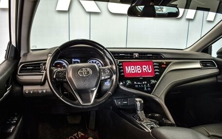Toyota Camry, 2020 год, 2 829 000 рублей, 6 фотография