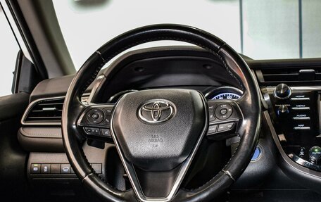 Toyota Camry, 2020 год, 2 829 000 рублей, 15 фотография