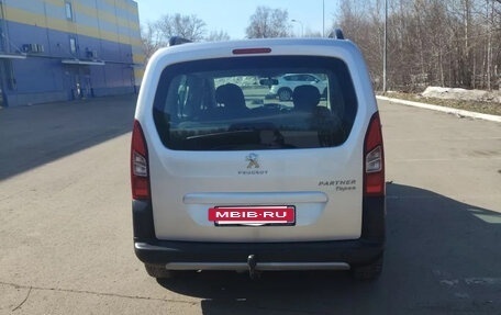 Peugeot Partner II рестайлинг 2, 2016 год, 955 000 рублей, 7 фотография