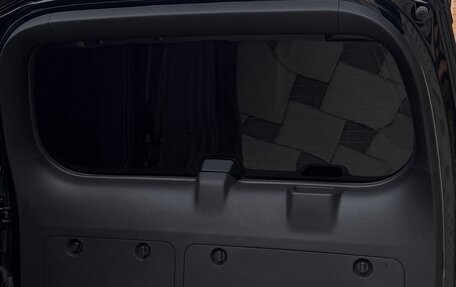Toyota Land Cruiser Prado 150 рестайлинг 2, 2017 год, 4 040 000 рублей, 14 фотография