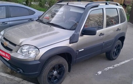 Chevrolet Niva I рестайлинг, 2014 год, 570 000 рублей, 6 фотография