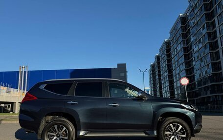 Mitsubishi Pajero Sport III рестайлинг, 2018 год, 2 650 000 рублей, 4 фотография