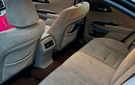 Honda Accord IX рестайлинг, 2013 год, 1 350 000 рублей, 10 фотография