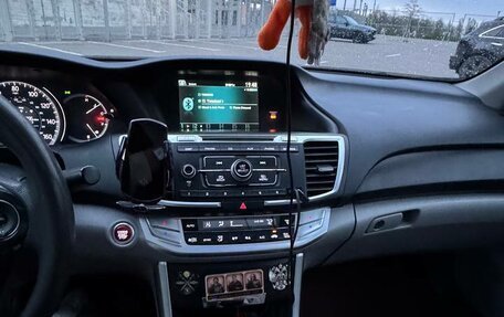 Honda Accord IX рестайлинг, 2013 год, 1 350 000 рублей, 15 фотография
