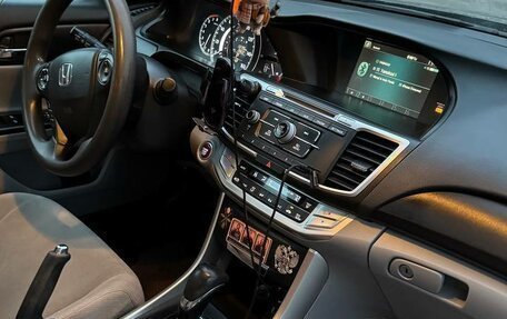 Honda Accord IX рестайлинг, 2013 год, 1 350 000 рублей, 9 фотография