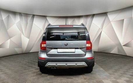 Skoda Yeti I рестайлинг, 2015 год, 1 543 000 рублей, 8 фотография