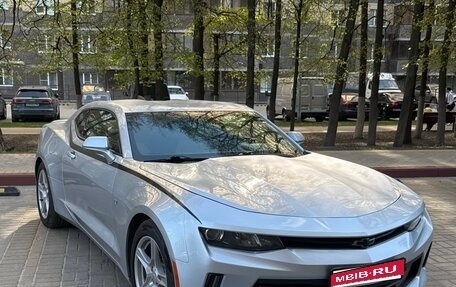 Chevrolet Camaro VI, 2016 год, 2 400 000 рублей, 1 фотография