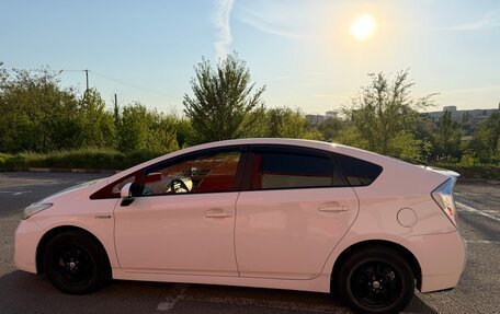 Toyota Prius, 2013 год, 1 000 000 рублей, 4 фотография