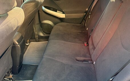 Toyota Prius, 2013 год, 1 000 000 рублей, 7 фотография