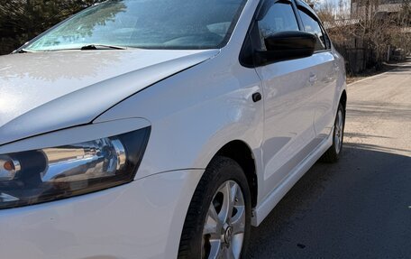 Volkswagen Polo VI (EU Market), 2011 год, 585 000 рублей, 3 фотография