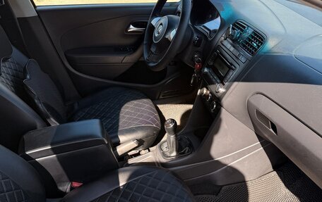 Volkswagen Polo VI (EU Market), 2011 год, 585 000 рублей, 15 фотография