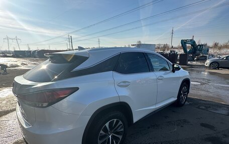 Lexus RX IV рестайлинг, 2021 год, 4 500 000 рублей, 5 фотография