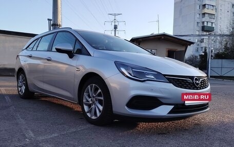 Opel Astra K, 2019 год, 1 150 000 рублей, 5 фотография
