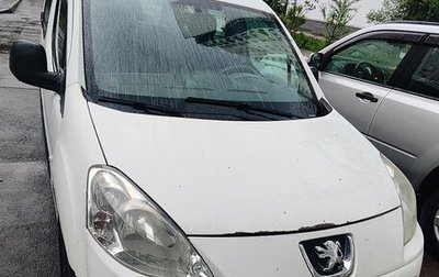 Peugeot Partner II рестайлинг 2, 2011 год, 400 000 рублей, 1 фотография