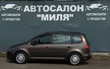 Volkswagen Touran III, 2012 год, 950 000 рублей, 2 фотография