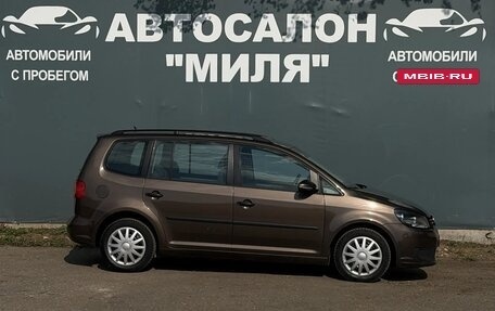 Volkswagen Touran III, 2012 год, 950 000 рублей, 6 фотография