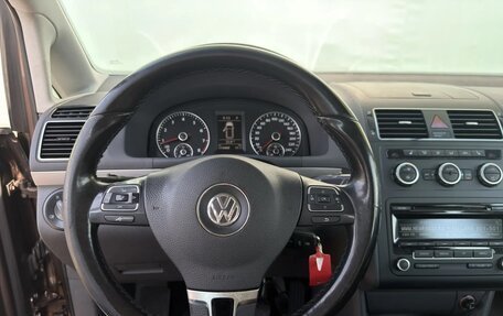 Volkswagen Touran III, 2012 год, 950 000 рублей, 10 фотография