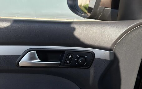 Volkswagen Touran III, 2012 год, 950 000 рублей, 16 фотография