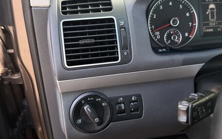 Volkswagen Touran III, 2012 год, 950 000 рублей, 13 фотография