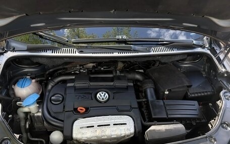 Volkswagen Touran III, 2012 год, 950 000 рублей, 19 фотография