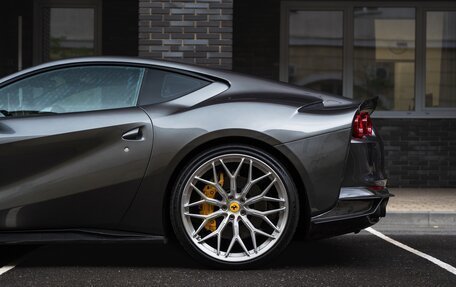 Ferrari 812, 2020 год, 27 990 000 рублей, 11 фотография