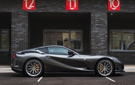 Ferrari 812, 2020 год, 27 990 000 рублей, 7 фотография