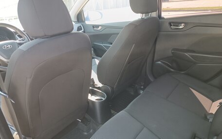 Hyundai Solaris II рестайлинг, 2018 год, 1 340 000 рублей, 8 фотография