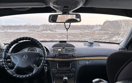 Mercedes-Benz E-Класс, 2002 год, 670 000 рублей, 10 фотография