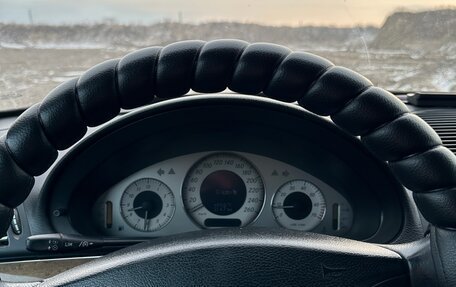Mercedes-Benz E-Класс, 2002 год, 670 000 рублей, 2 фотография
