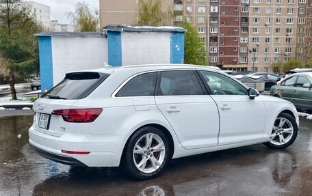 Audi A4, 2017 год, 2 190 000 рублей, 4 фотография