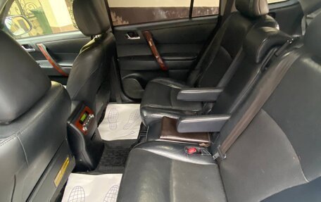 Toyota Highlander III, 2012 год, 1 750 000 рублей, 12 фотография