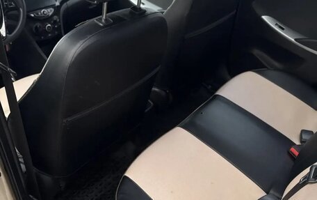 Hyundai Solaris II рестайлинг, 2011 год, 540 000 рублей, 7 фотография