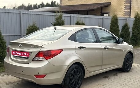 Hyundai Solaris II рестайлинг, 2011 год, 540 000 рублей, 4 фотография